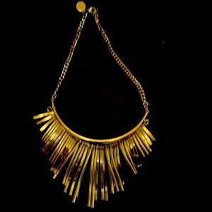 Whbm necklace lightly used smoke and pet free home!!!!